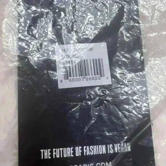 Apparis Women’s Bambi Faux Fur Rectangle Winter Scarf Cream Color - Picture 5 of 5